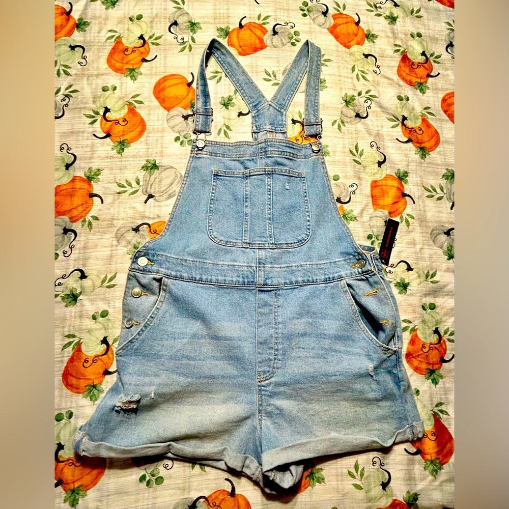 Women’s Overall Shorts